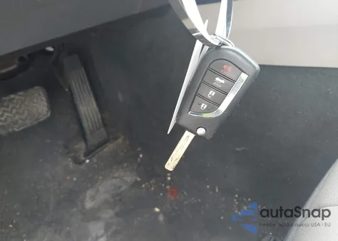 2020 Toyota Camry Se z USA, uszkodzony, nr VIN 4T1G11AK7LU306865